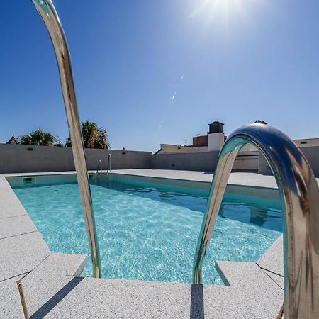 City Centre Pool & Parking Malaga Exterior photo